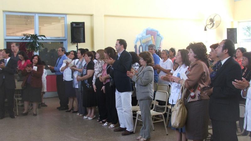 Mera en el centenario de escuela de La Tablada