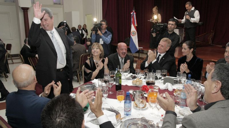 Barrionuevo participó del aniversario de La Casa Paraguaya