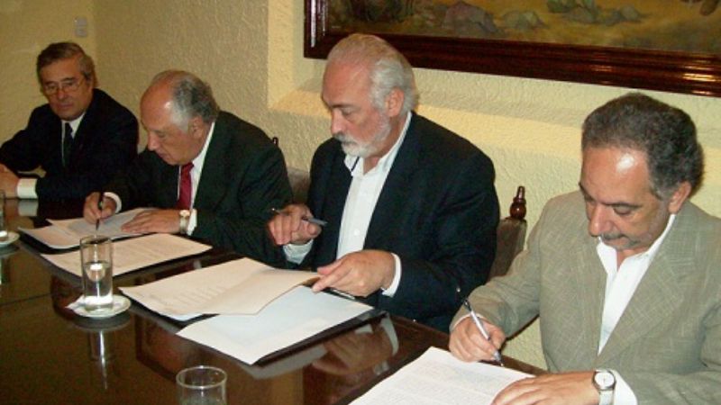 La Municipalidad de la Capital firmó convenio por obras con el Club Social 