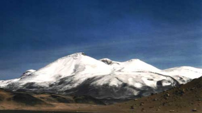 Presentan la expedición al volcán más alto del mundo