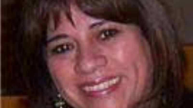 Entrega de medallas a la comunidad educativa