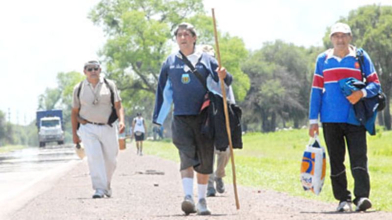 Santiagueños devotos de la Virgen de Valle ya están en camino