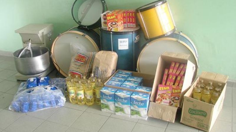 Delincuentes precoces dejaron sin comida a más de 150 chicos