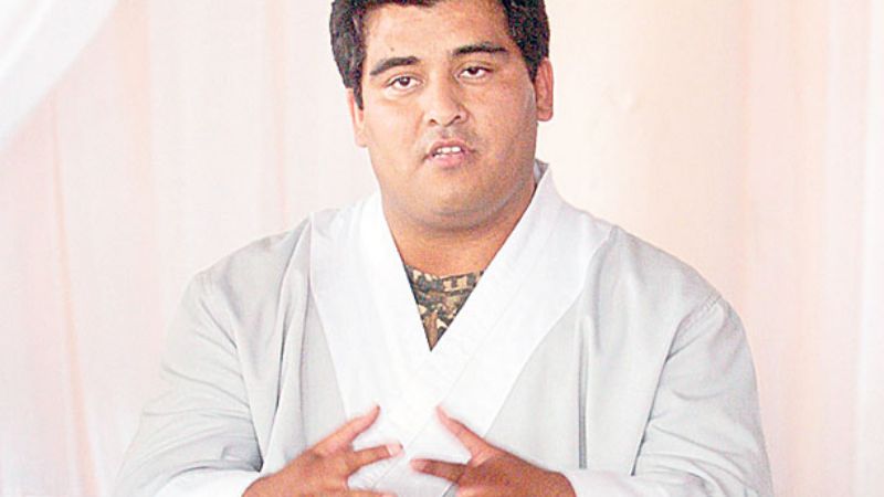 ¿El Maestro Amor otra vez preso?