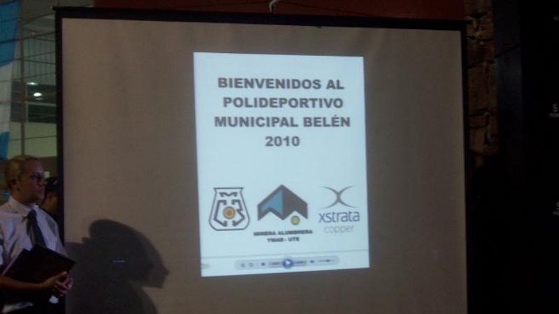 Minera Alumbrera construyó un polideportivo en Belén