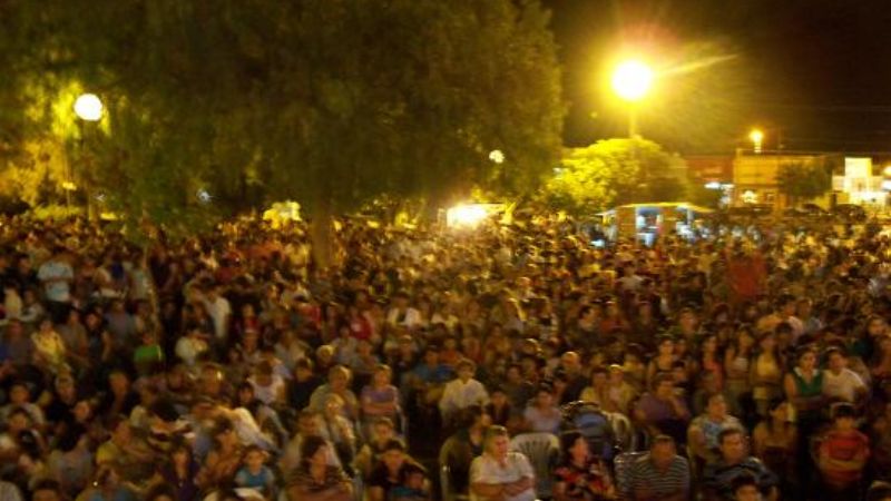 Multitudinario lanzamiento de temporada turística cultural