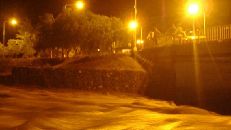 Fuerte tormenta en la noche de Santa María