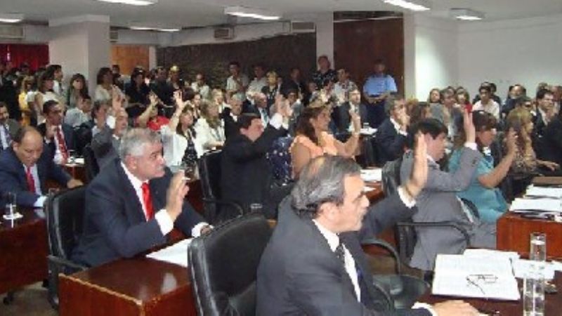 Diputados pone en marcha el periodo extraordinario