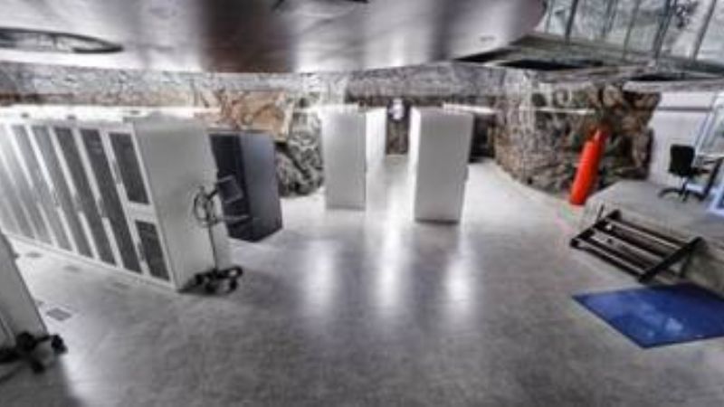 Julián Assange, el WikiLeak y un fabuloso “tsunami” en internet