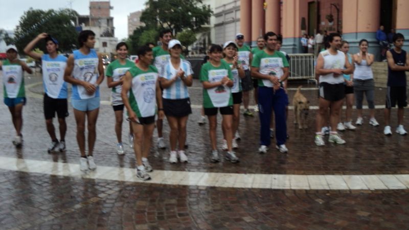 La madre del Valle recibió a sus atletas