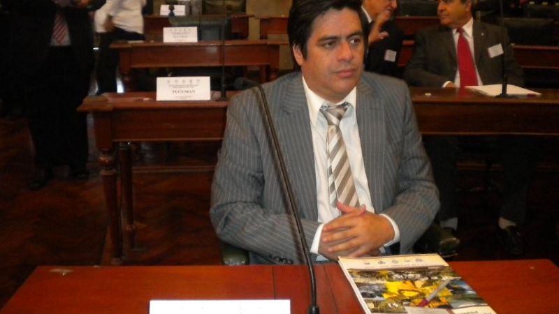 Homenajes de legisladores catamarqueños en la reunión del Parlamento del NOA