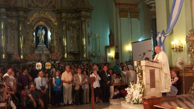 El Nuncio Apostólico celebró la misa solemne en la Catedral Basílica