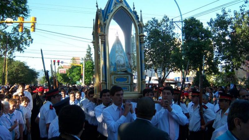 Multitudinaria muestra de fe mariana