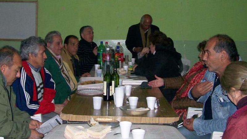 Reunión de la Fe.Ve.Cat en el Barrio Piloto 