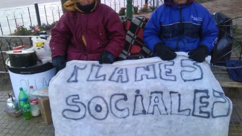 Exigen ser contratados y desde el gobierno no los escuchan