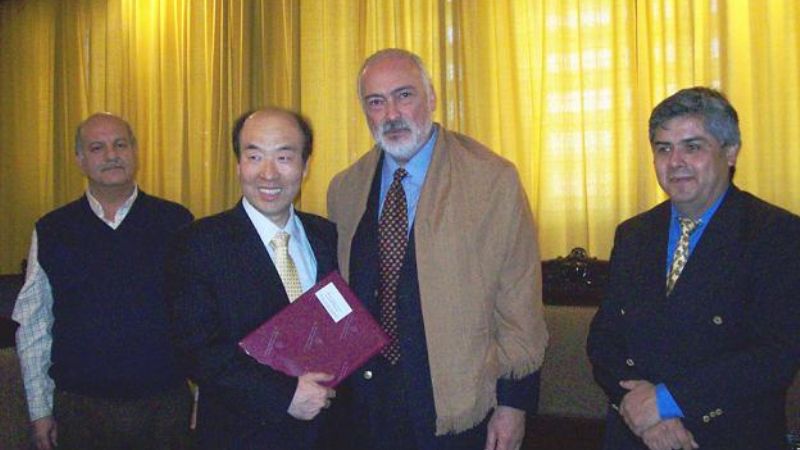 El intendente Guzmán recibió a facultativo coreano