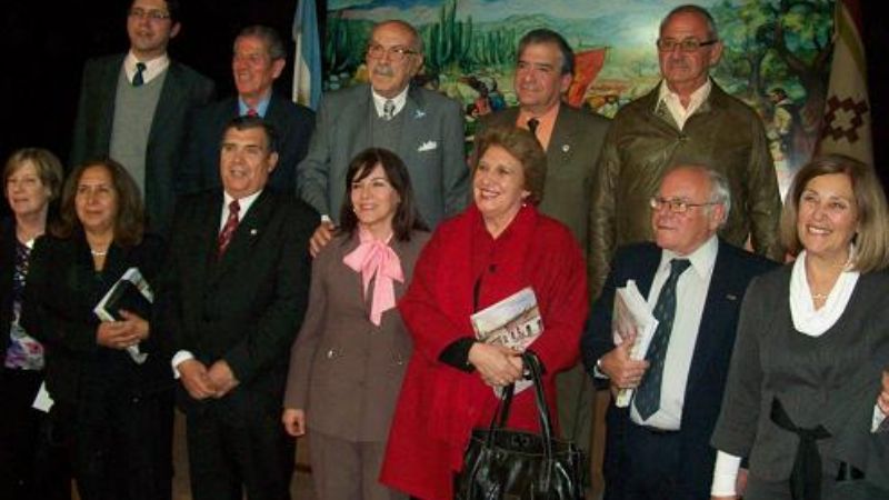 Presentaron el libro “Historia y Geografía de Catamarca”