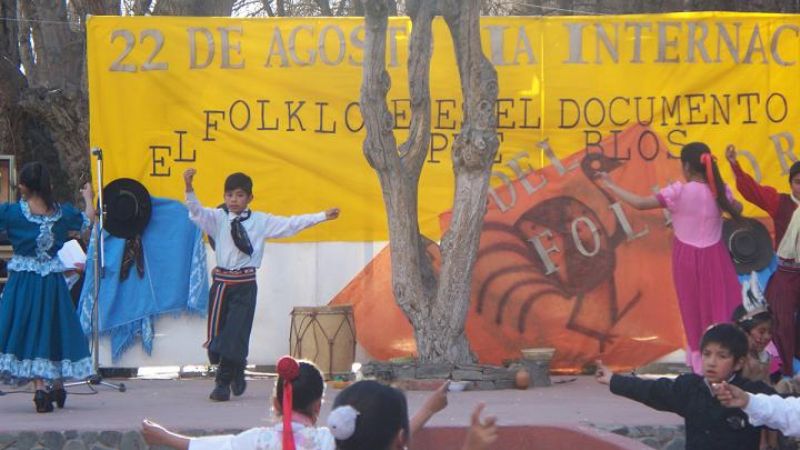 Festejos en el Día del Folklore