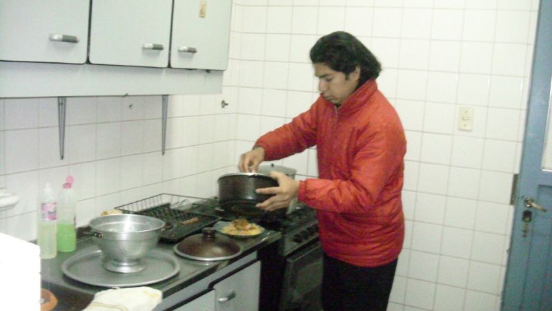 Mientras un niño esperaba grave en urgencias “el médico cocinaba”