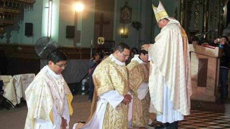 Se ordenaron tres nuevos presbíteros 