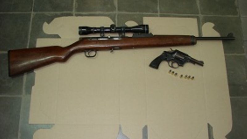 Allanamientos: Un detenido, varios elementos y armas secuestradas 