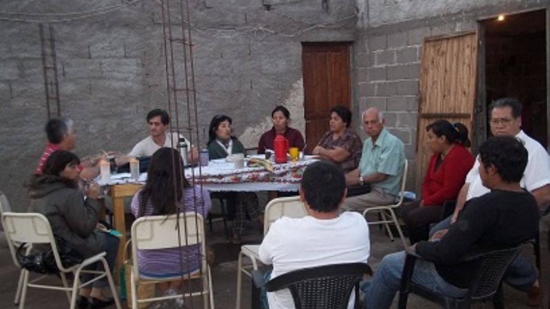 Reunión de vecinalistas en el barrio Santa Marta