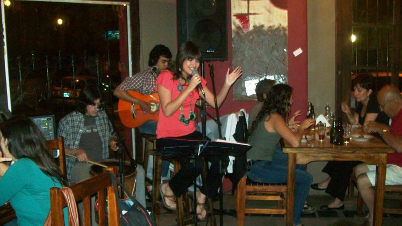 Espectáculos en bares y restaurantes