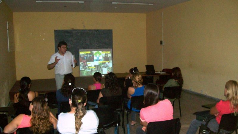 Promotores de salud se capacitan para prevenir el dengue