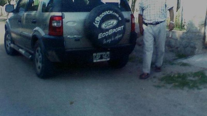 El foro radical denuncia y se aleja de Gustavo Mena