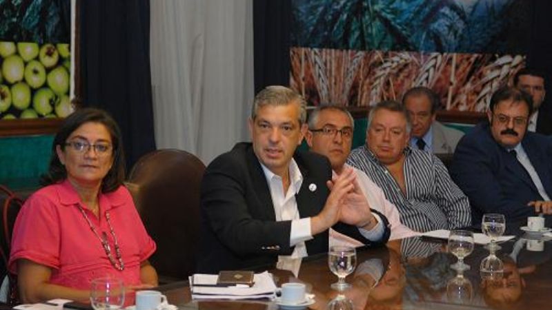 Corpacci gestionó ante Nación por la crisis del olivo