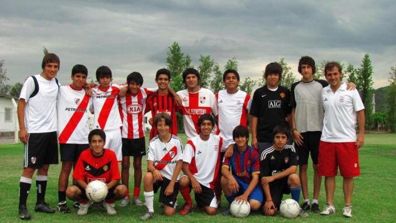 Jugador de Estados Unidos en la Escuela de Fútbol Soy de River 