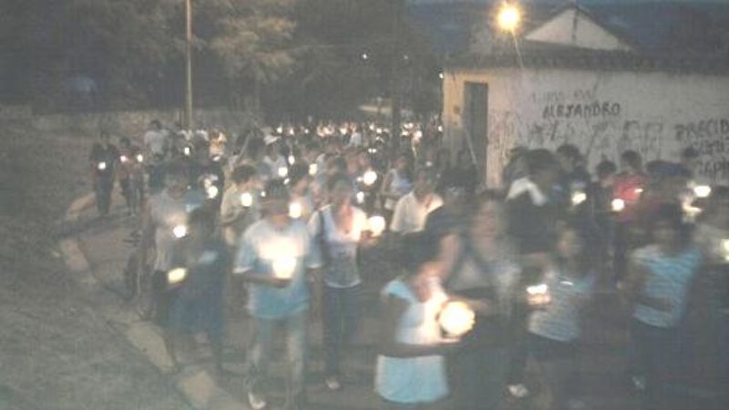 Una multitud marchó para pedir justicia por Diego Gabriel