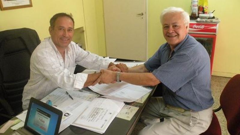 Se firmó el contrato por el Parador Nº 2 