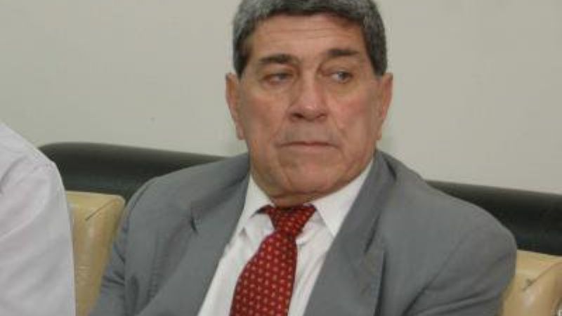 Otro que pide “diálogo” en el oficialismo