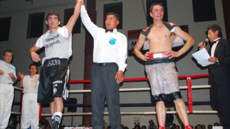 \"El Zurdo\" Barrionuevo por KO y para la TV