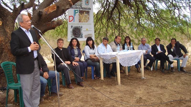 Isauro Molina acompañó a Andersch en la inauguración de un pozo de agua para regantes
