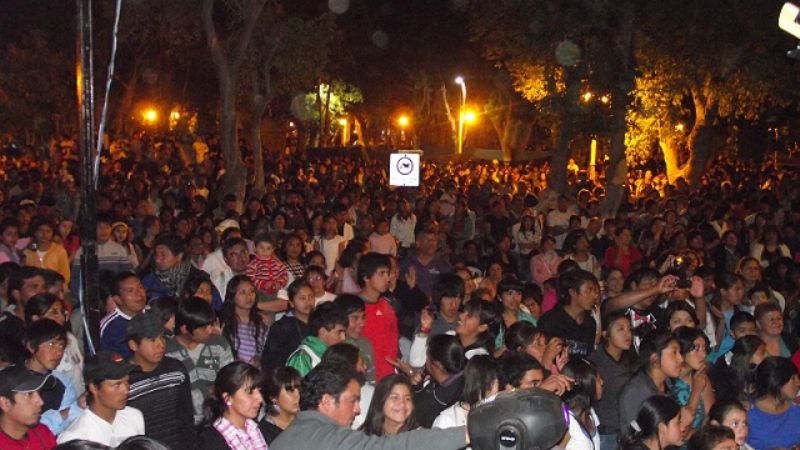 Celebración a toda fiesta del Día de las Madres