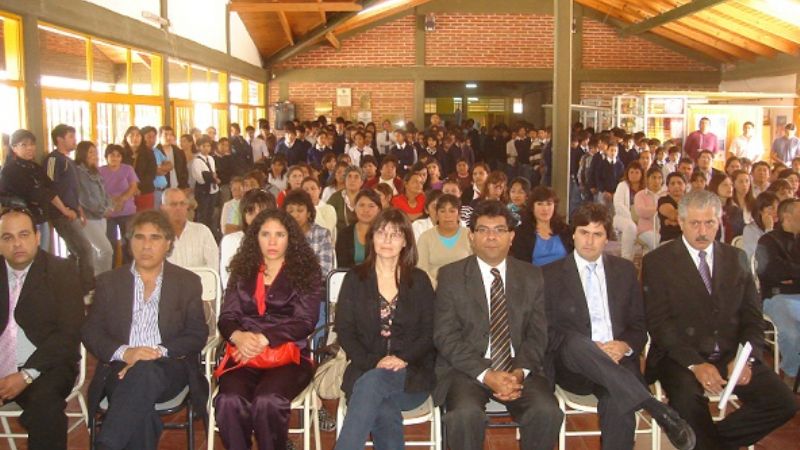 Se entregaron más de 350 netbooks en la técnica de Santa María