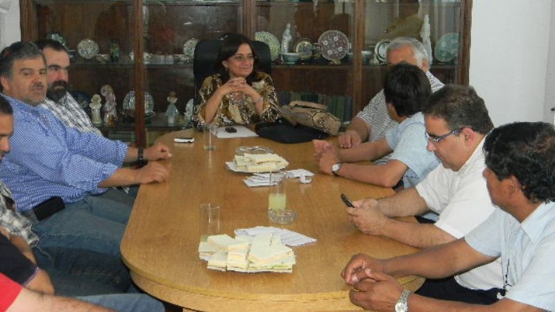 Intendentes del PJ se reúnen con la gobernadora