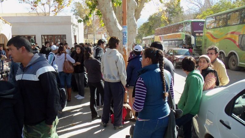 Este año se entregaron más de 1300 pasajes a estudiantes universitarios