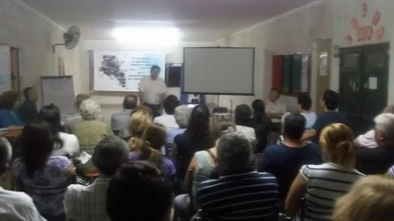 Vecinos y policía se unen contra la inseguridad