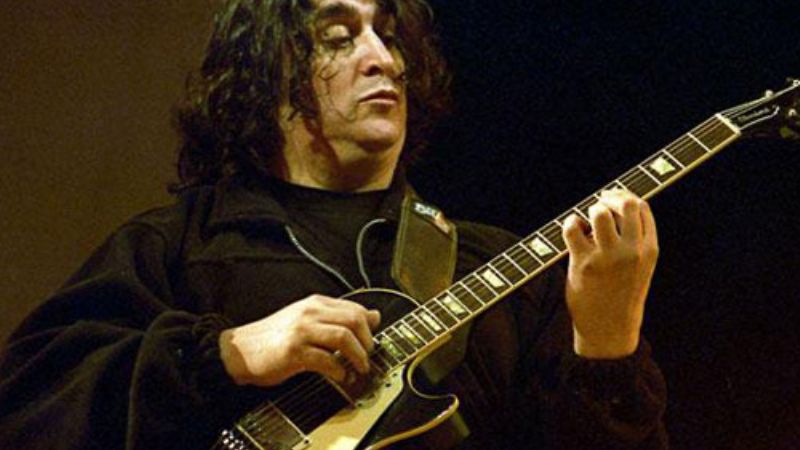 Luis Salinas se presenta en el Girardi