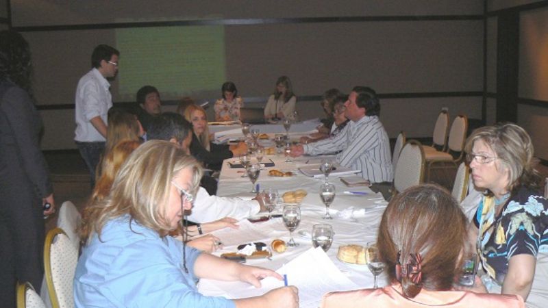 Nueva reunión por la ley de protección de niños, niñas y adolescencia