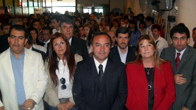 La Legislatura se vistió de gala para recibir a la Imagen de la Virgen del Valle