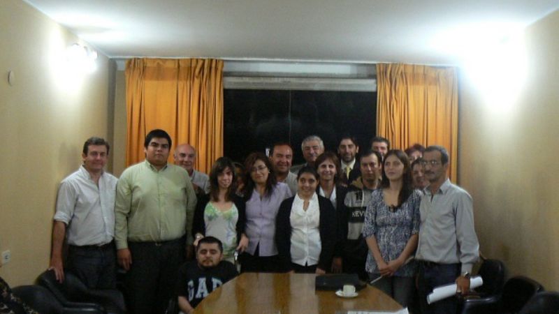 Los discapacitados ya cumplen funciones en las distintas áreas 