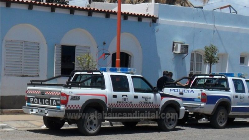 Sorprendieron a menores en el techo de un comercio en Fiambalá
