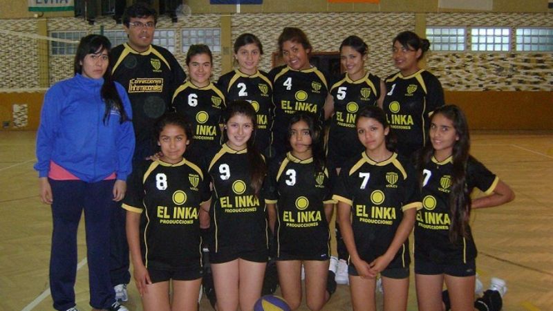 El voley Sub 14 comunitario va por el bronce
