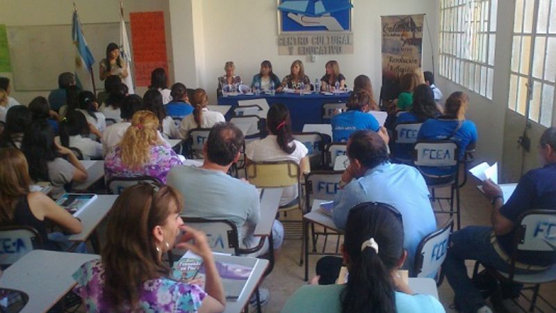 Diputadas disertaron sobre violencia  