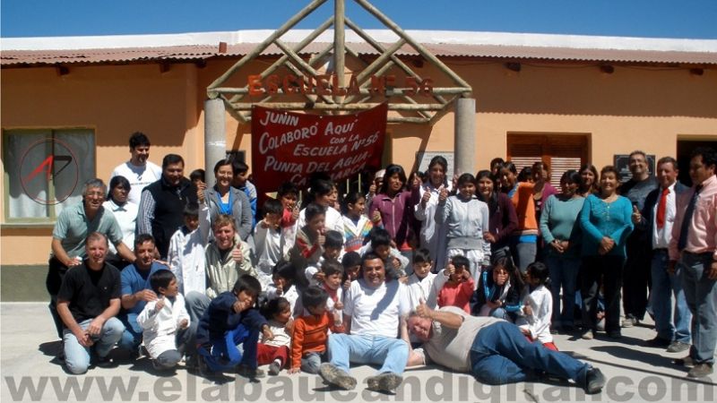 Turistas de Junín colaboraron con Punta del Agua