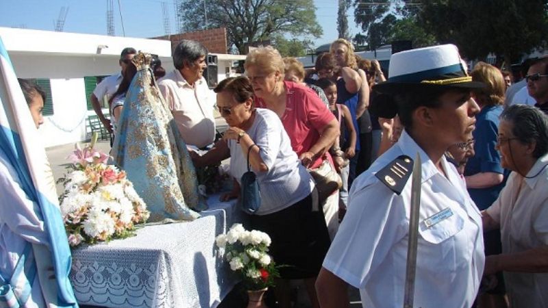 La Virgen del Valle visita la Escuela de Cadetes